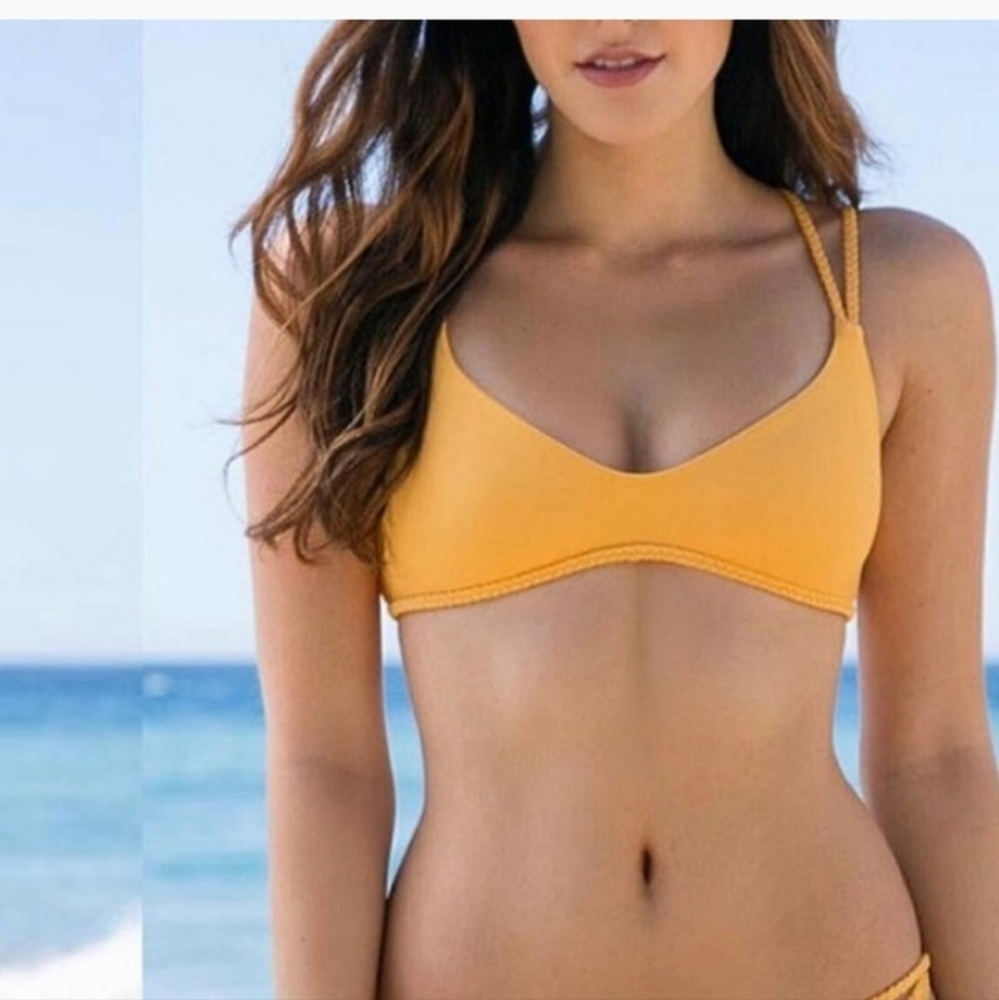 Frankies Bikinis Kaia S NWOT mango yellow bikini top - Sold Ou…